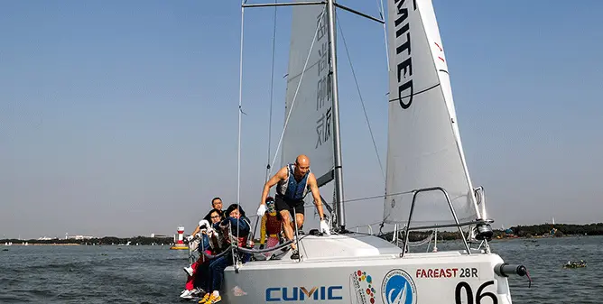 [Life at CUMIC] CUMIC Set Sail in Dianshan Lake