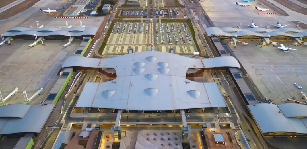 Arturo Merino Benítez International Airport Terminal 2